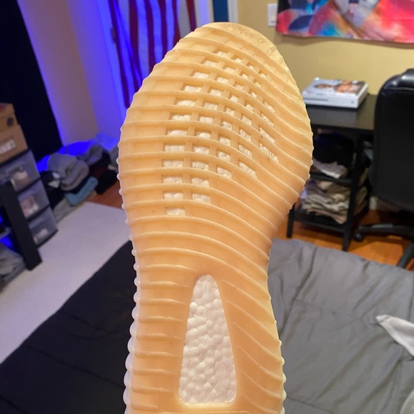 yeezy butter 350 main image 5
